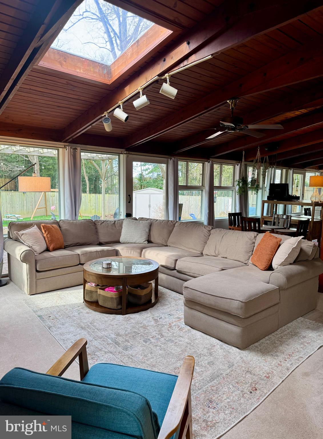 2906 PINE SPRING ROAD