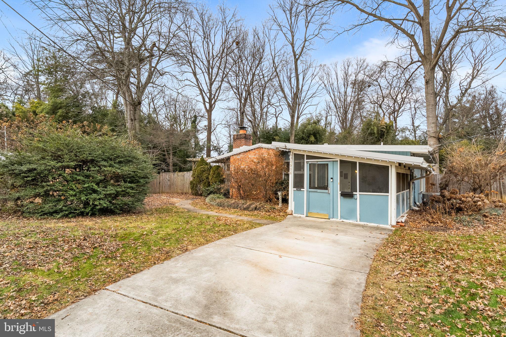 PINE SPRING - Residential