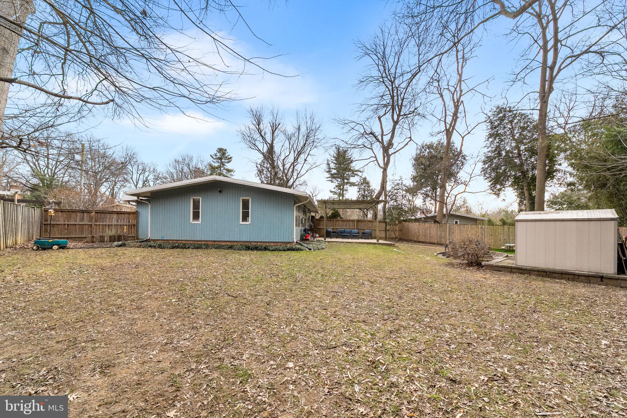 PINE SPRING - Residential