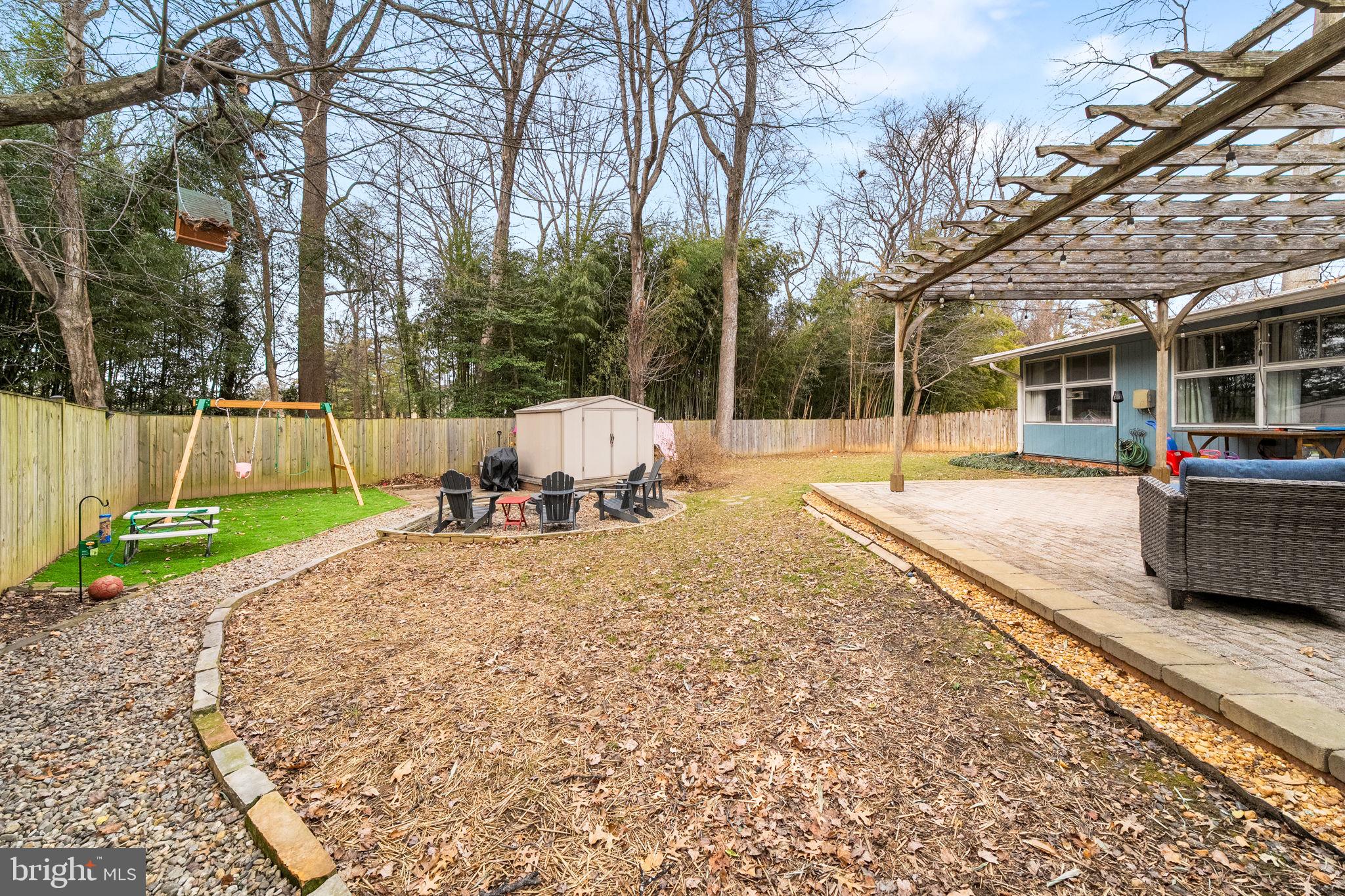 PINE SPRING - Residential