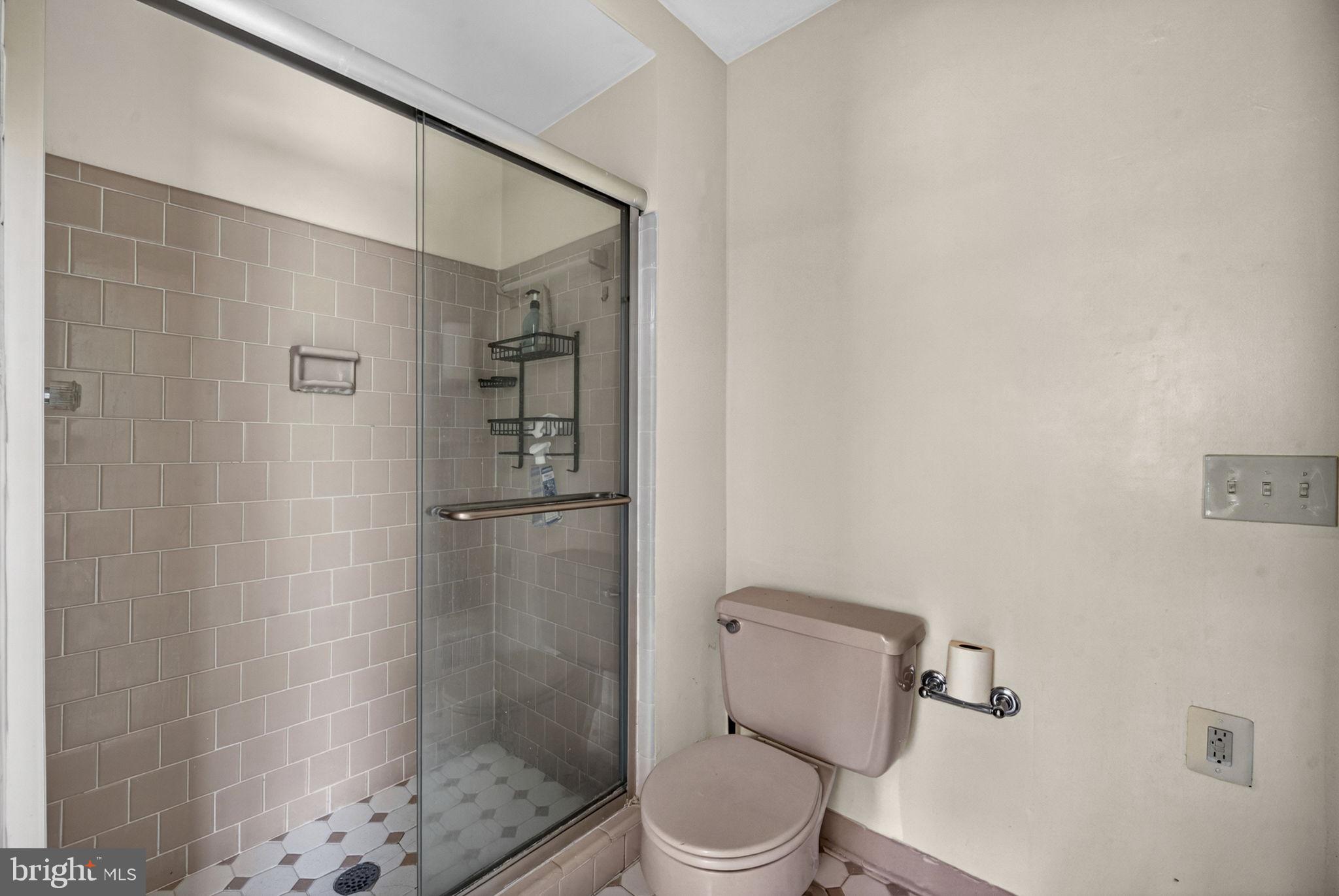 CLARKES LANDING - Residential