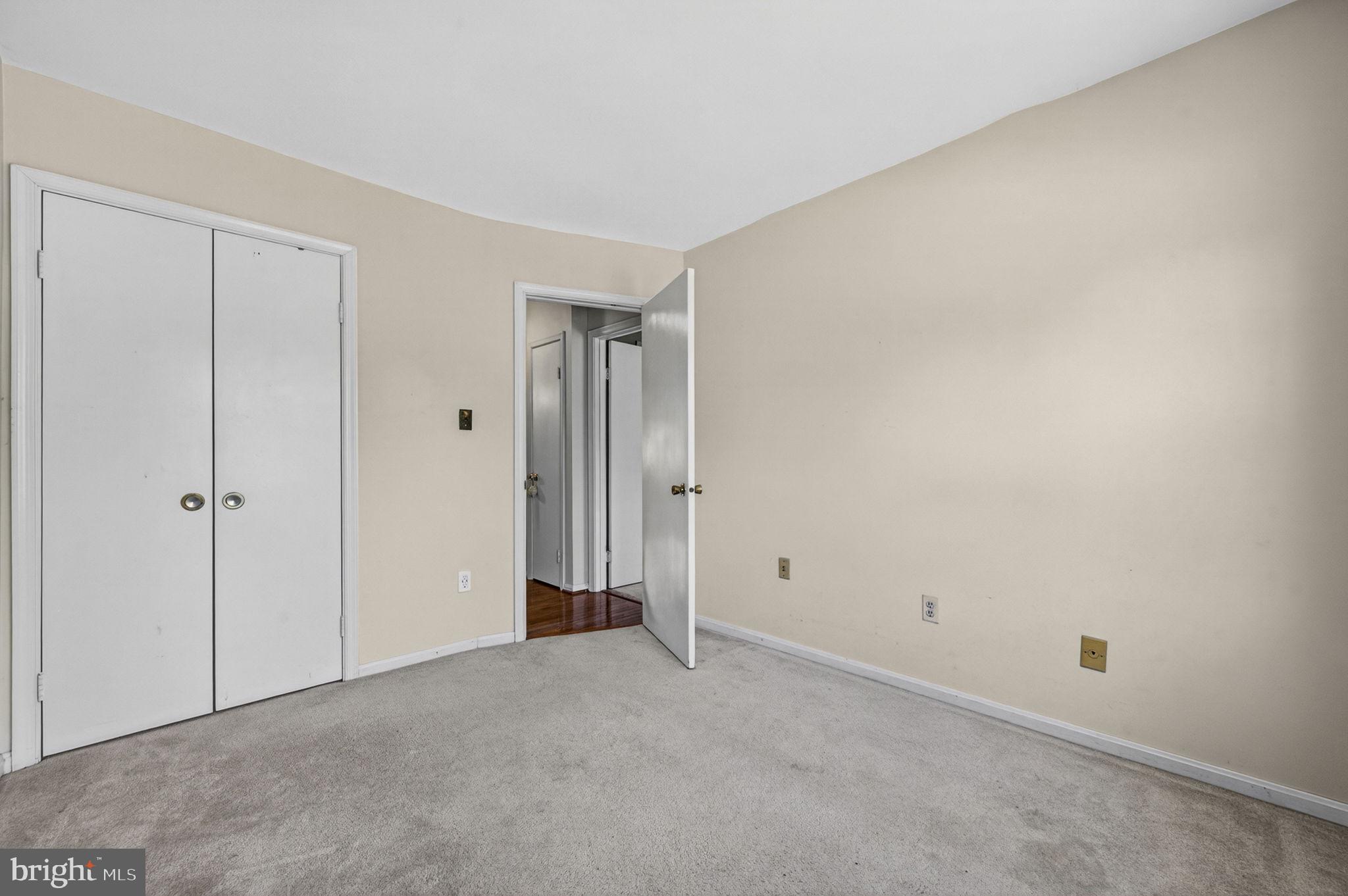 CLARKES LANDING - Residential