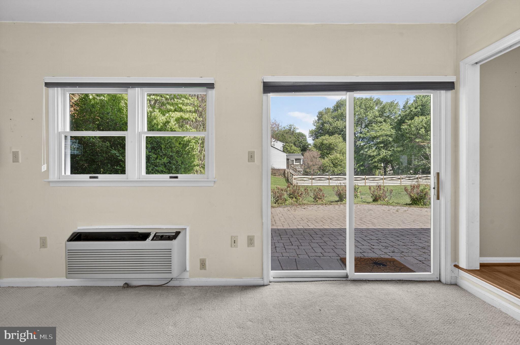 CLARKES LANDING - Residential