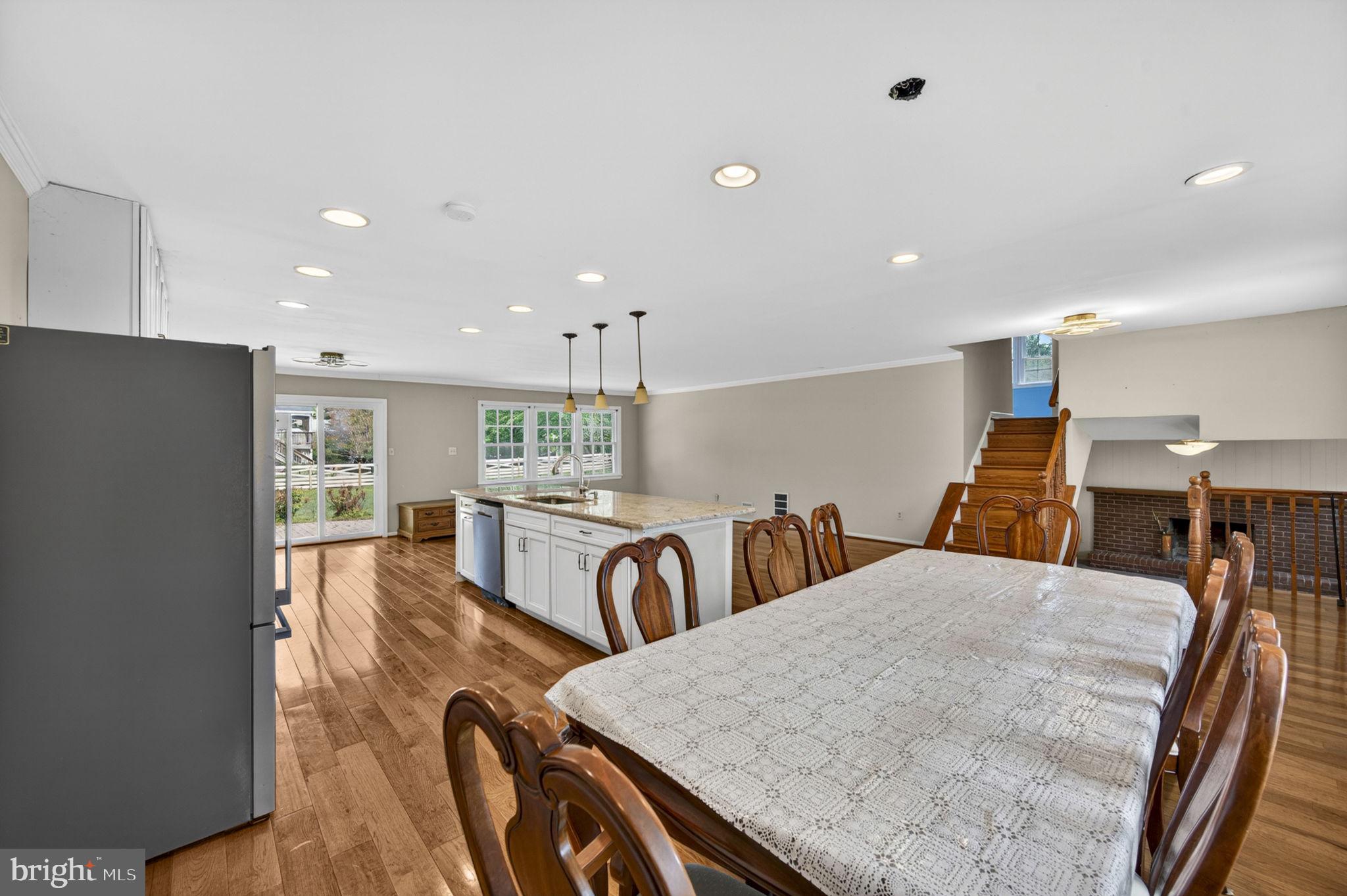 CLARKES LANDING - Residential