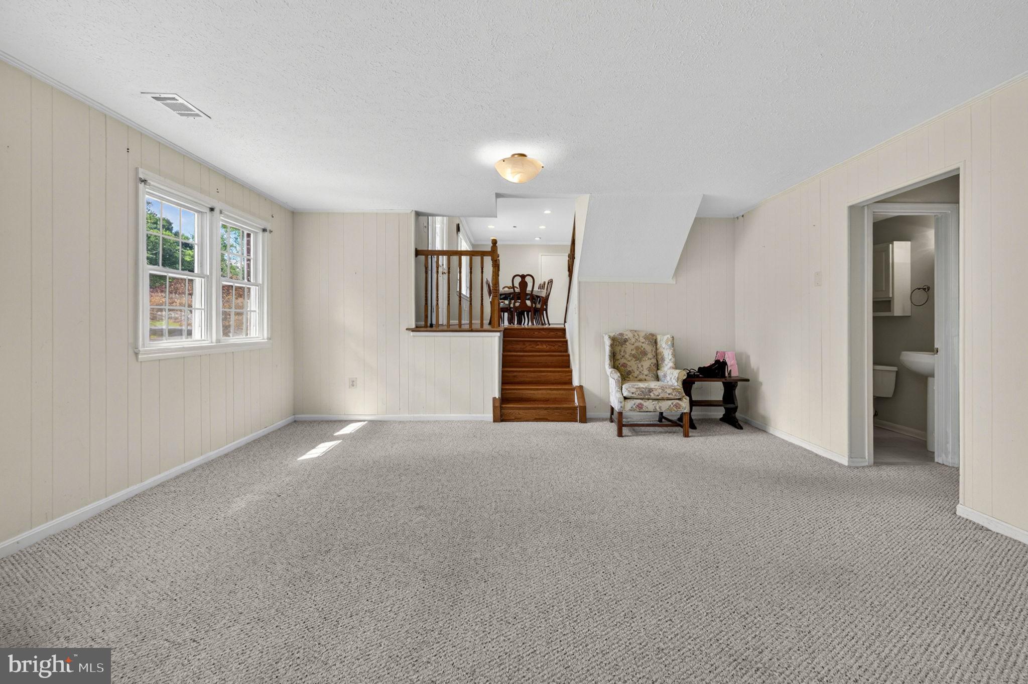 CLARKES LANDING - Residential