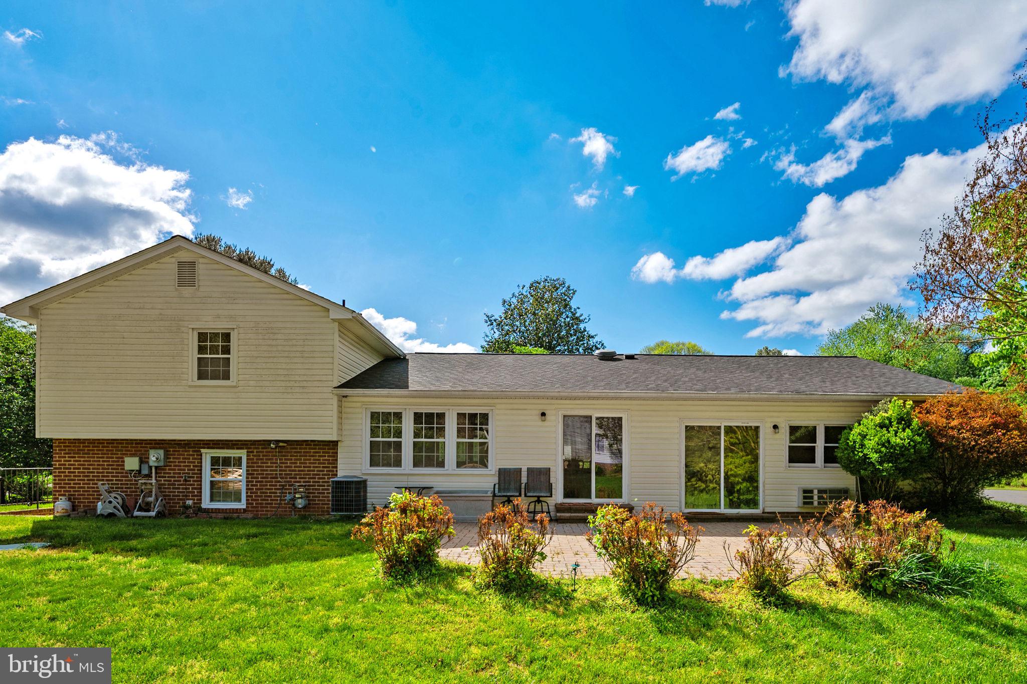 CLARKES LANDING - Residential