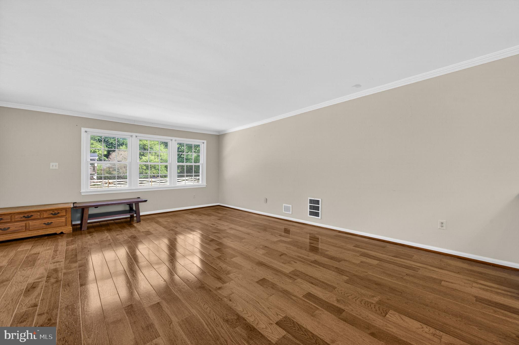 CLARKES LANDING - Residential