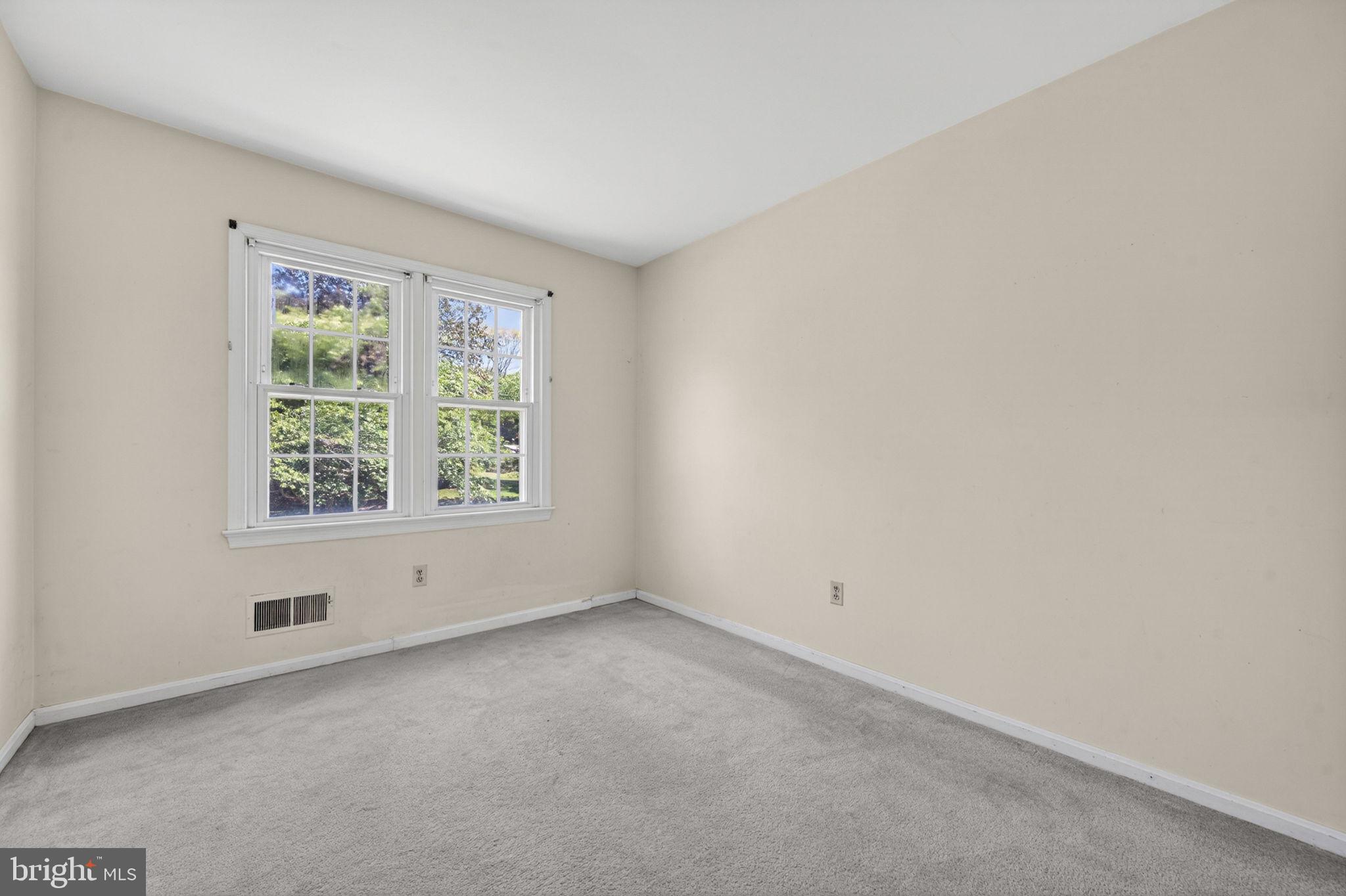 CLARKES LANDING - Residential
