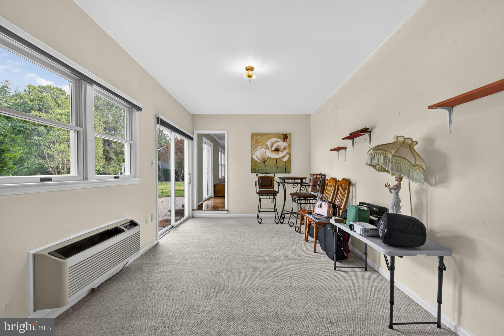 CLARKES LANDING - Residential