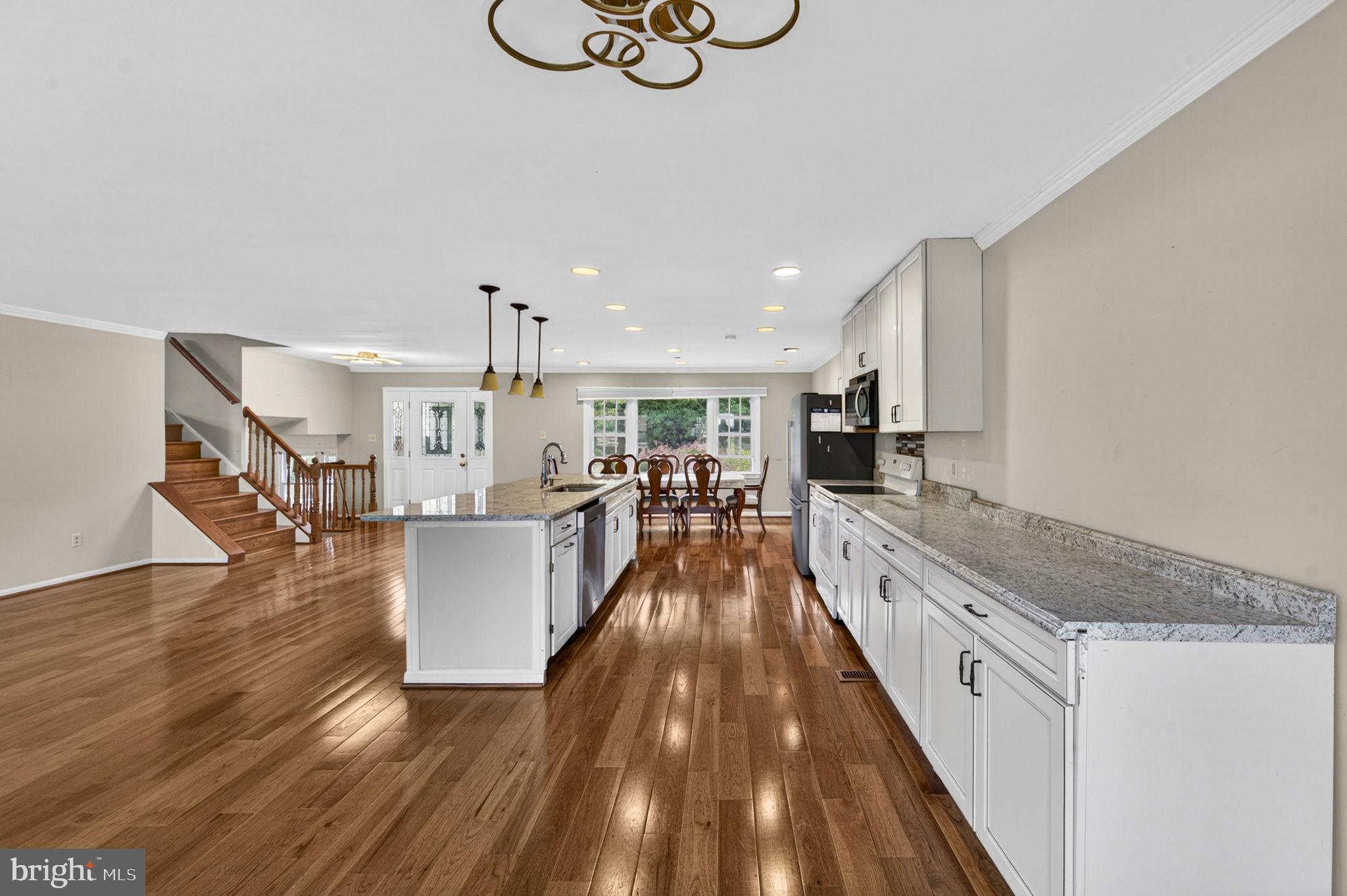 CLARKES LANDING - Residential