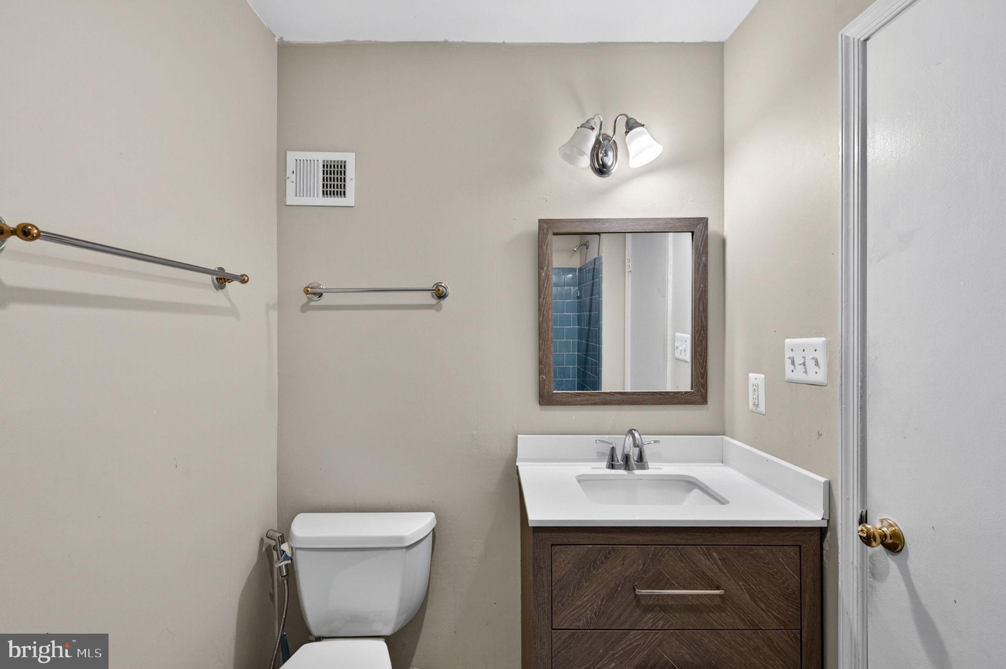 CLARKES LANDING - Residential