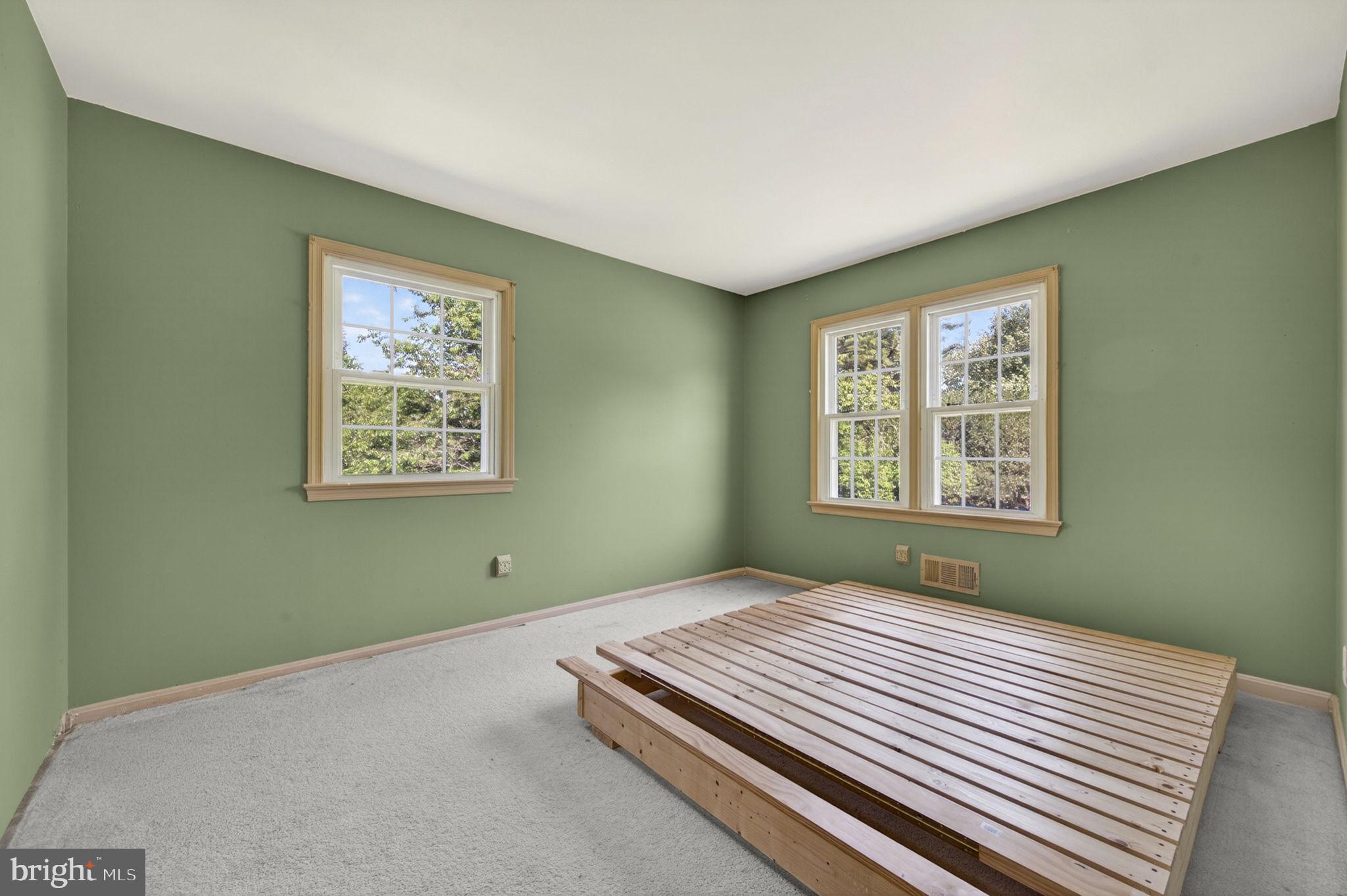 CLARKES LANDING - Residential