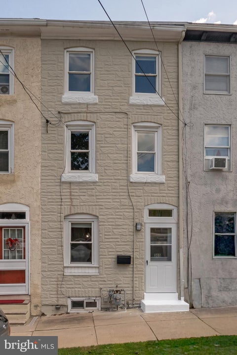 Townhouse For Rent - 505 Spring Mill Avenue<br/> CONSHOHOCKEN, PA 19428