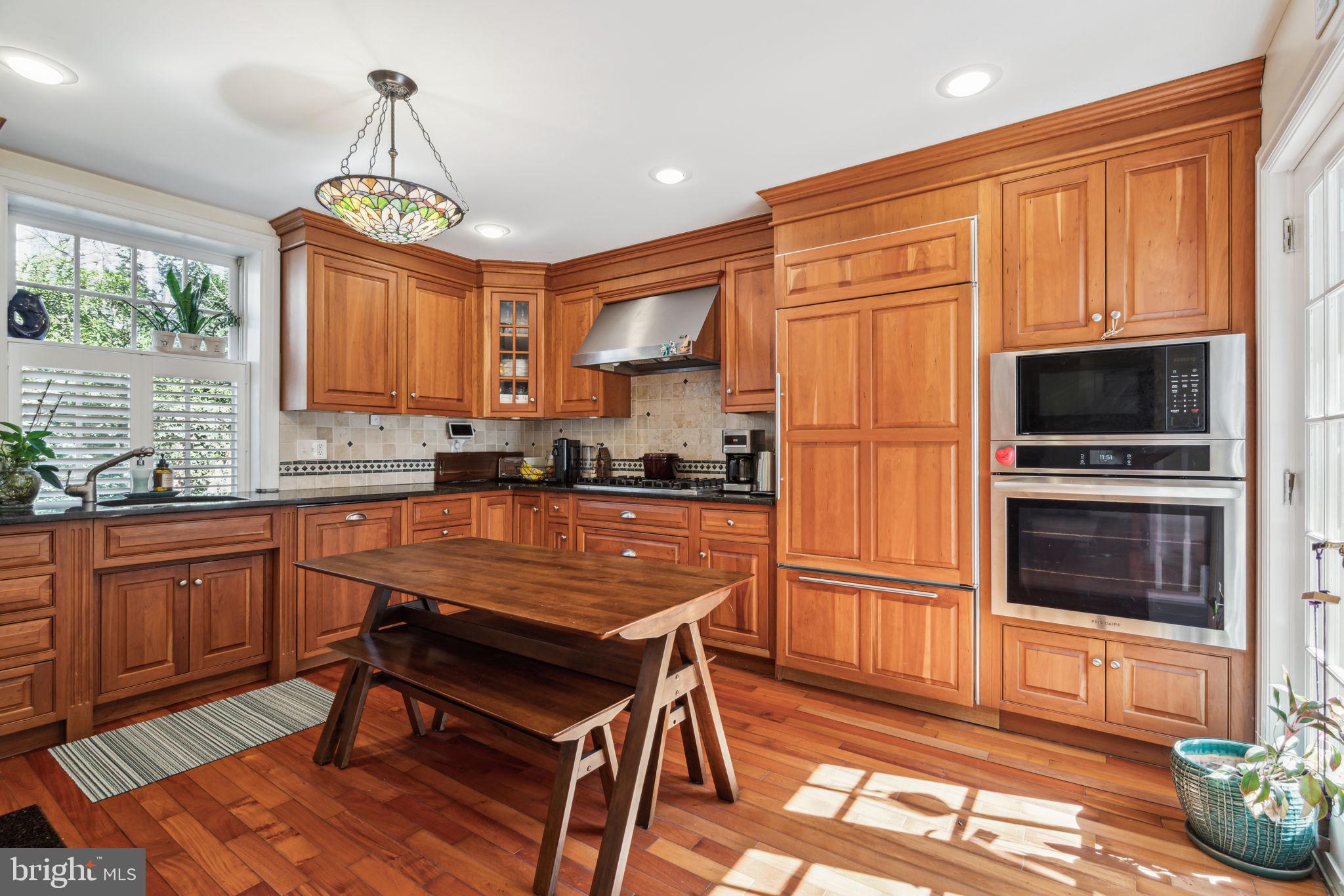 WASHINGTON SQ WEST - Residential