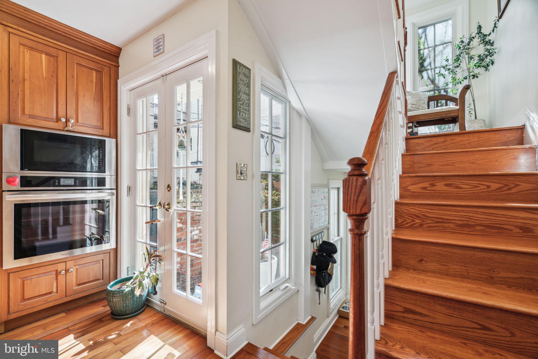 WASHINGTON SQ WEST - Residential