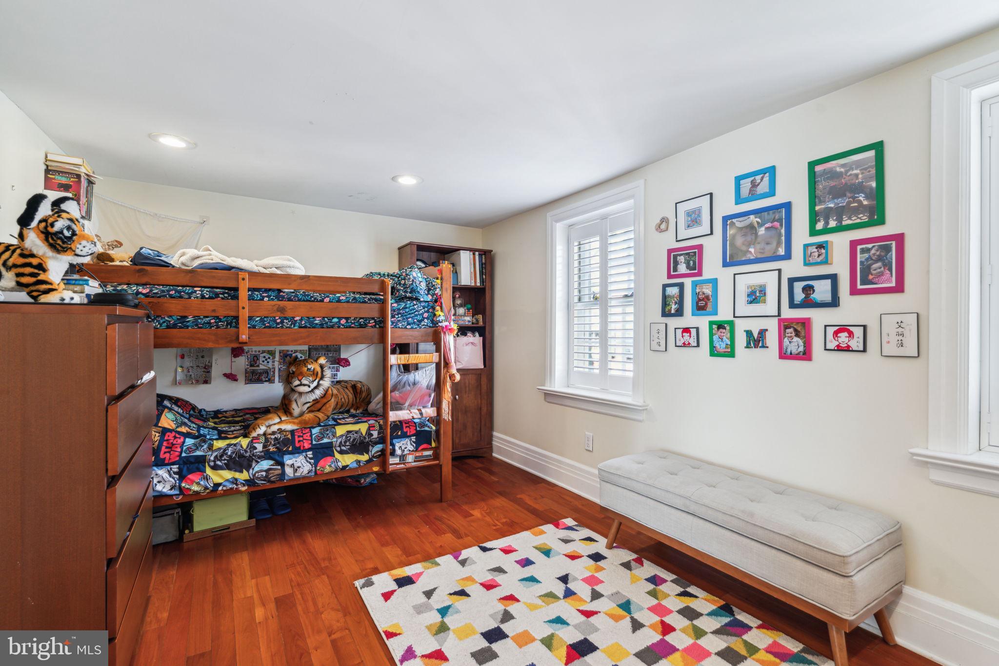 WASHINGTON SQ WEST - Residential