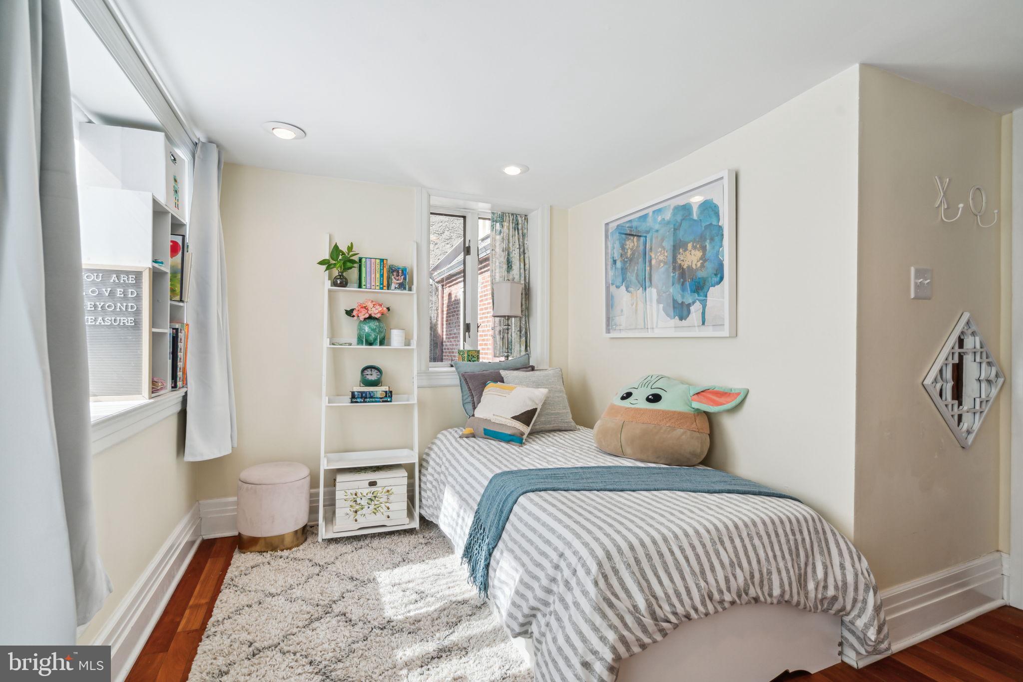 WASHINGTON SQ WEST - Residential