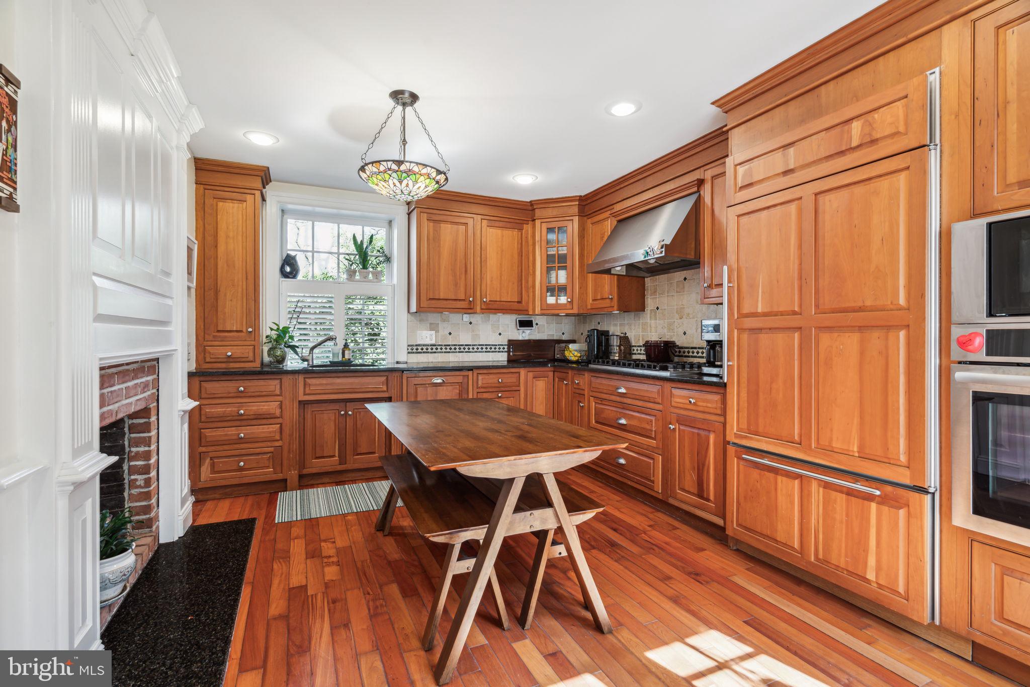 WASHINGTON SQ WEST - Residential