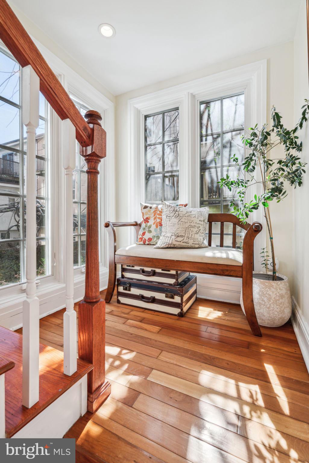 WASHINGTON SQ WEST - Residential