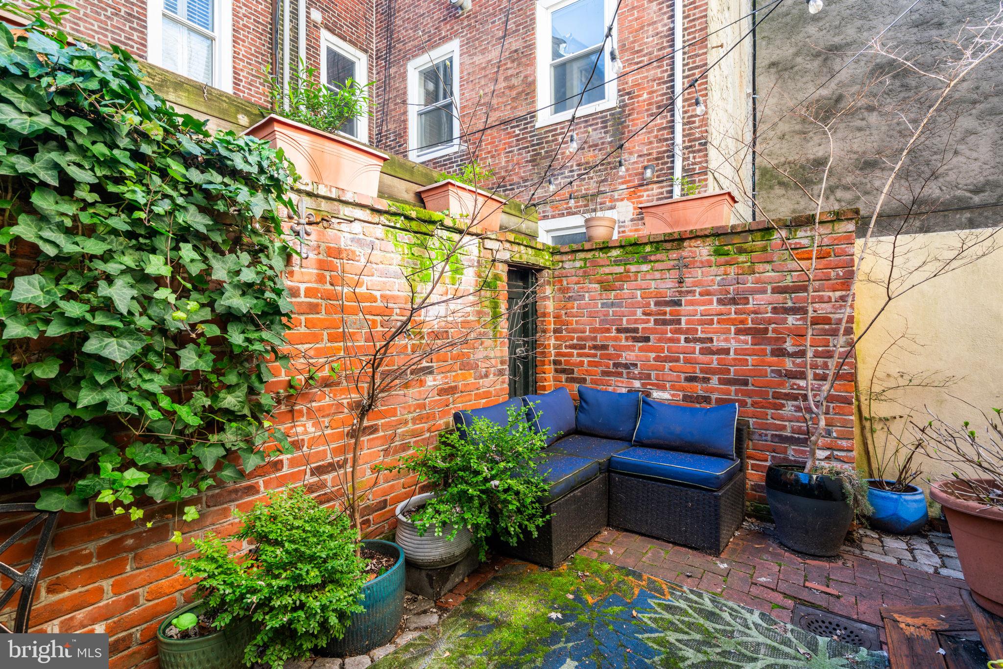 WASHINGTON SQ WEST - Residential