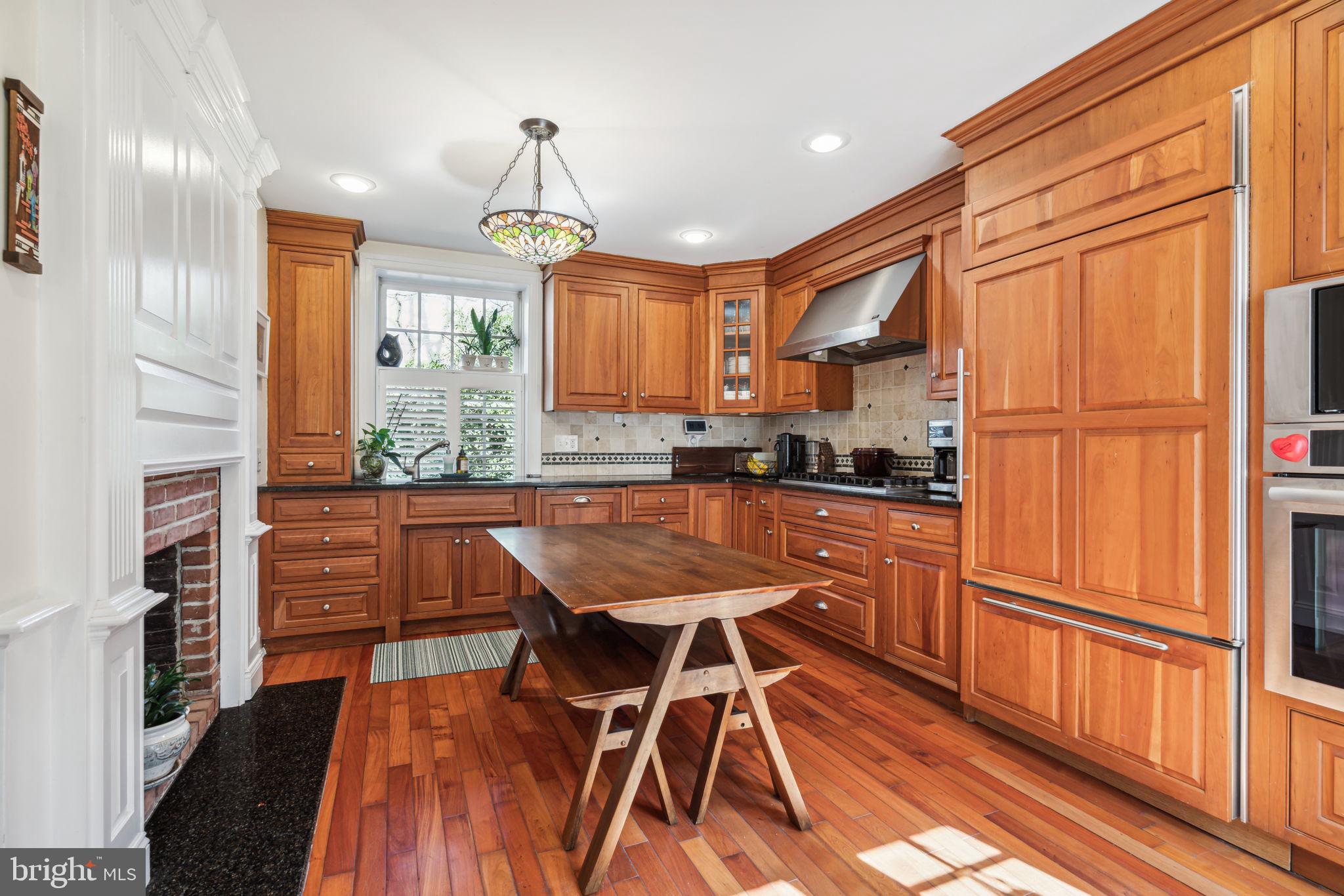 WASHINGTON SQ WEST - Residential