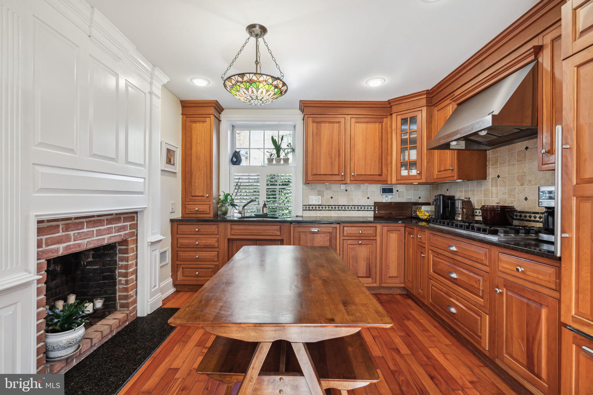 WASHINGTON SQ WEST - Residential