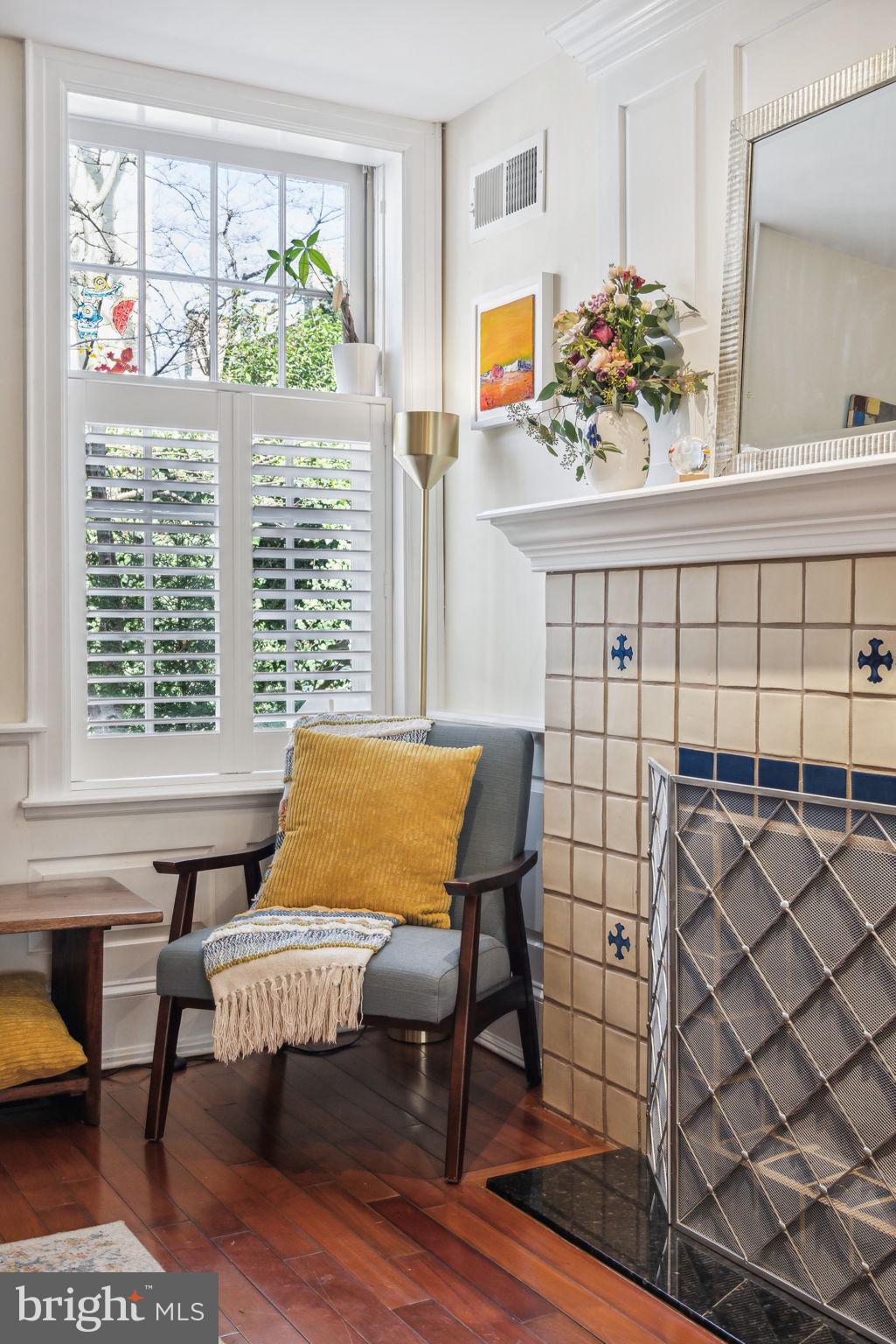 WASHINGTON SQ WEST - Residential