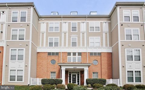 Photo of 100 Watkins Pond Boulevard #2-404, ROCKVILLE, MD 20850 (MLS # MDMC2198854)