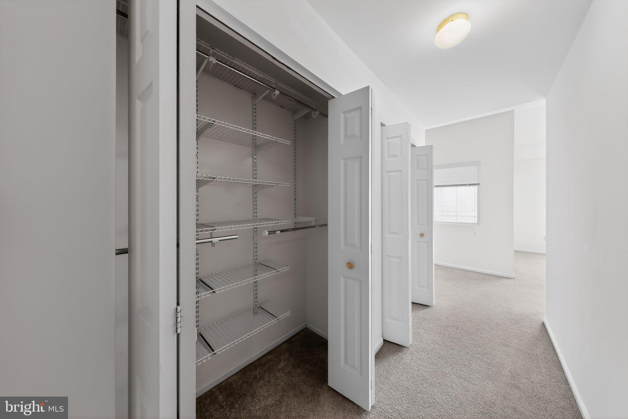 ASPEN WOODS - Residential