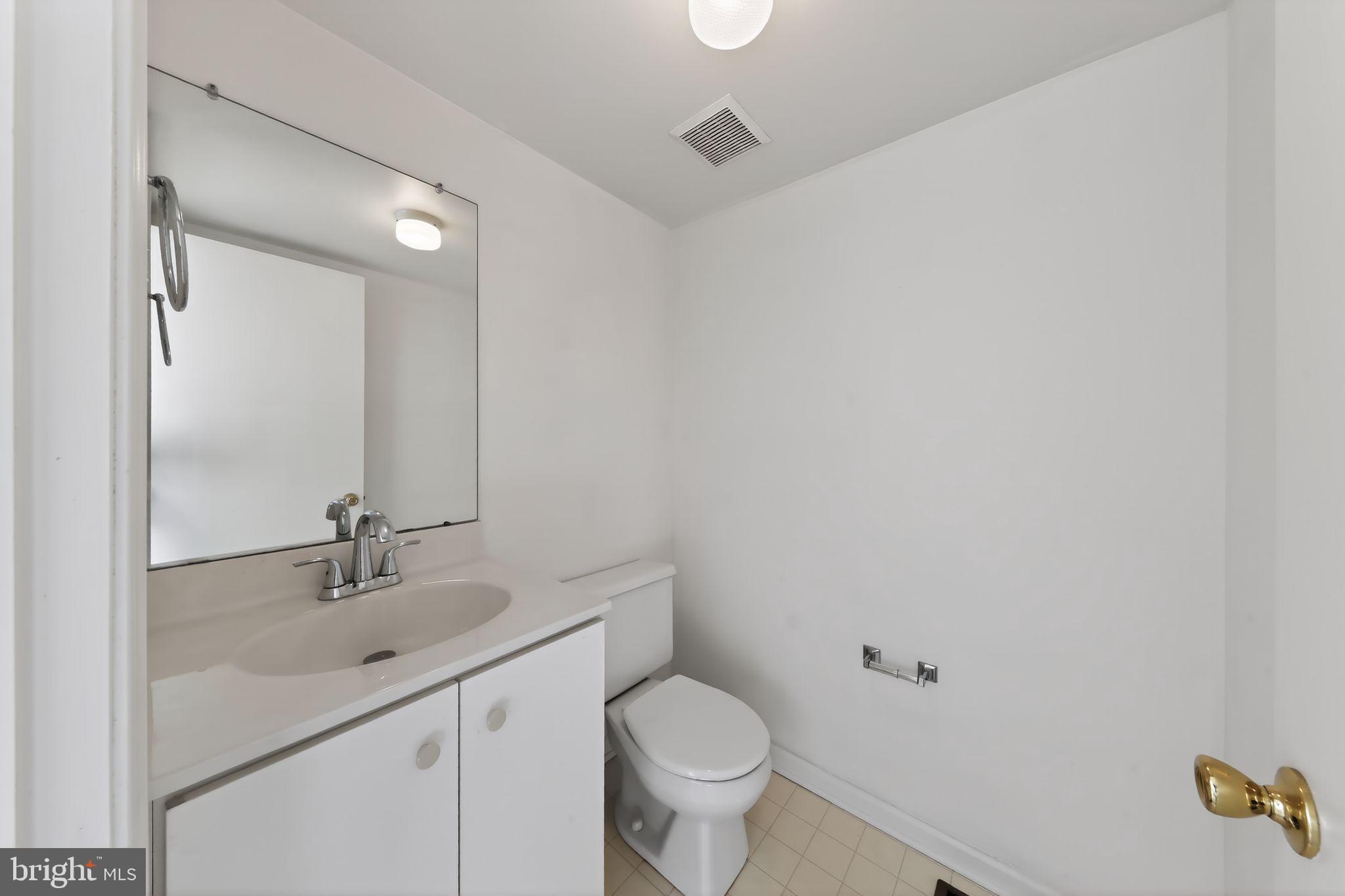 ASPEN WOODS - Residential