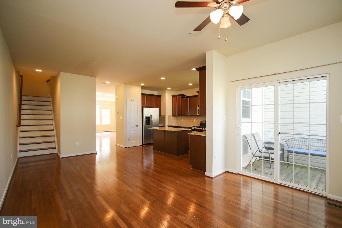 TANYARD SPRINGS - Residential