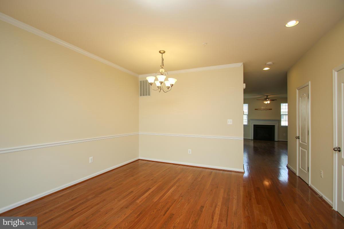 TANYARD SPRINGS - Residential