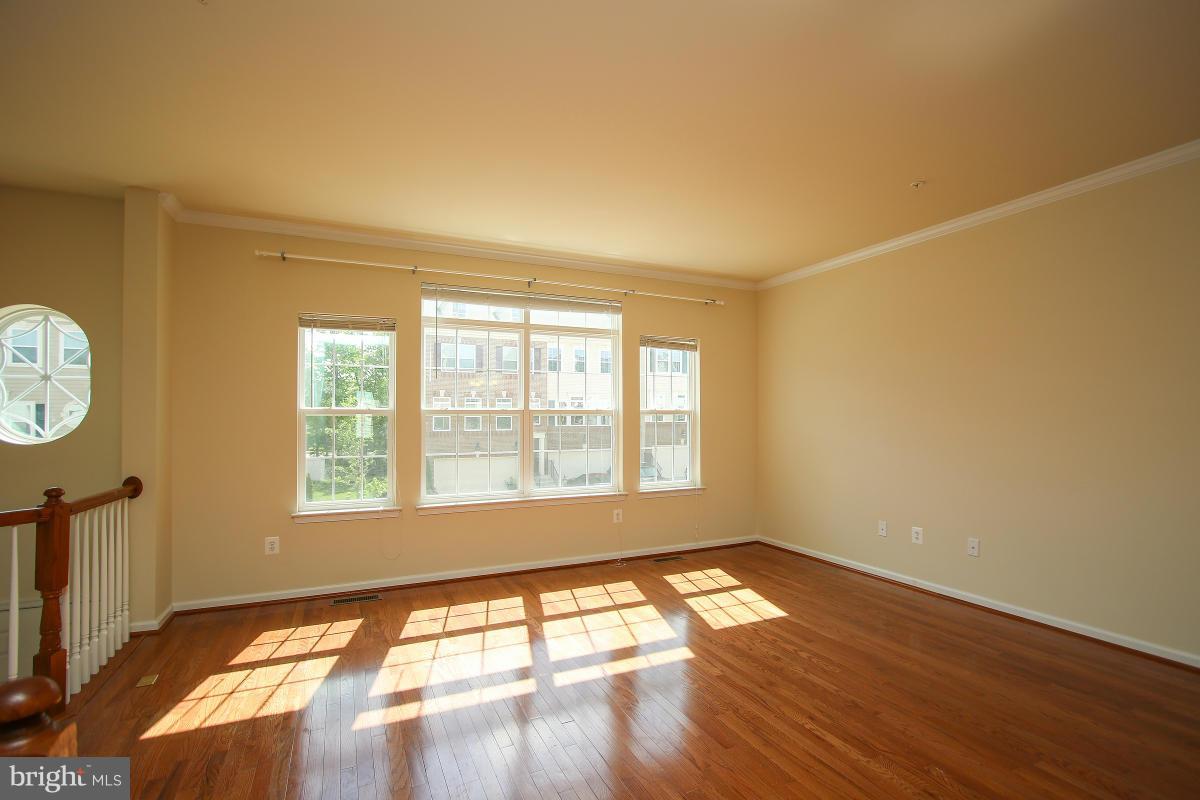 TANYARD SPRINGS - Residential