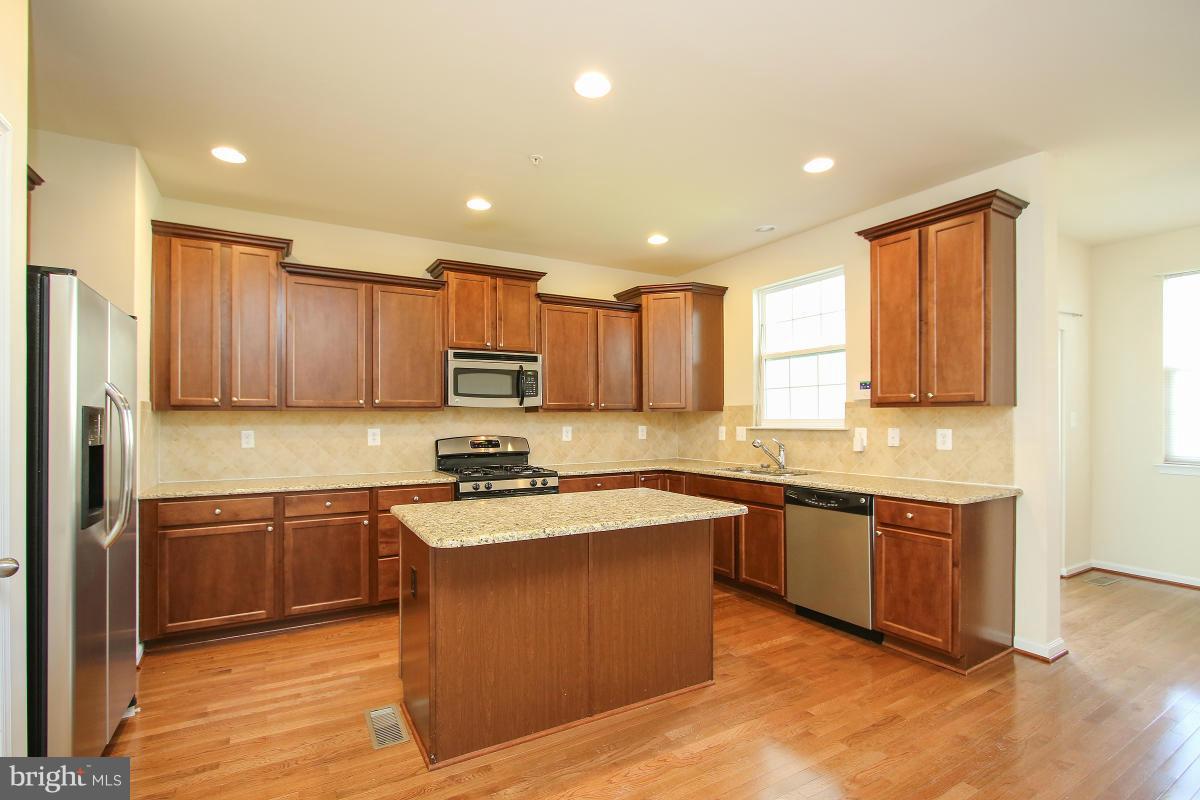 TANYARD SPRINGS - Residential