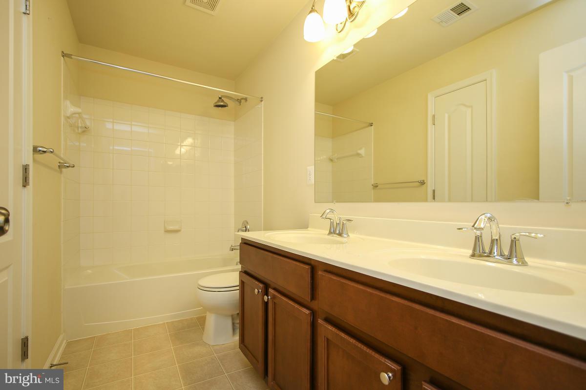 TANYARD SPRINGS - Residential