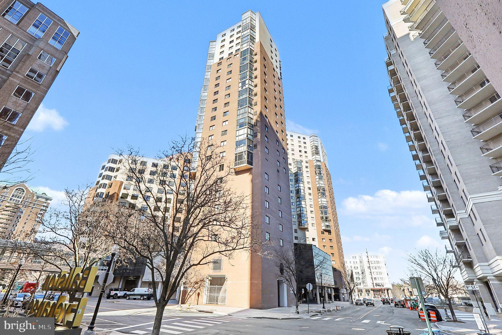 900 N STAFFORD STREET 2521