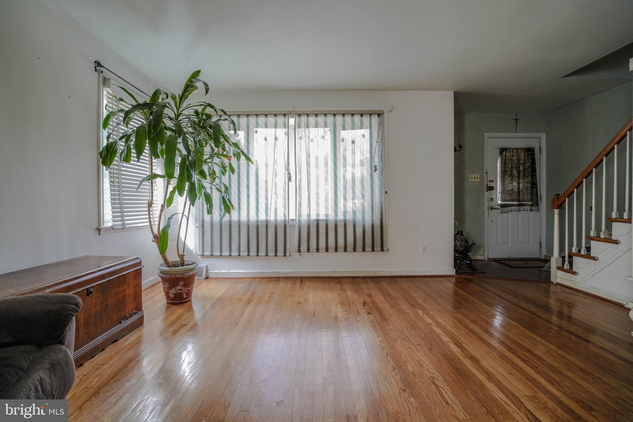 FOX CHASE - Residential