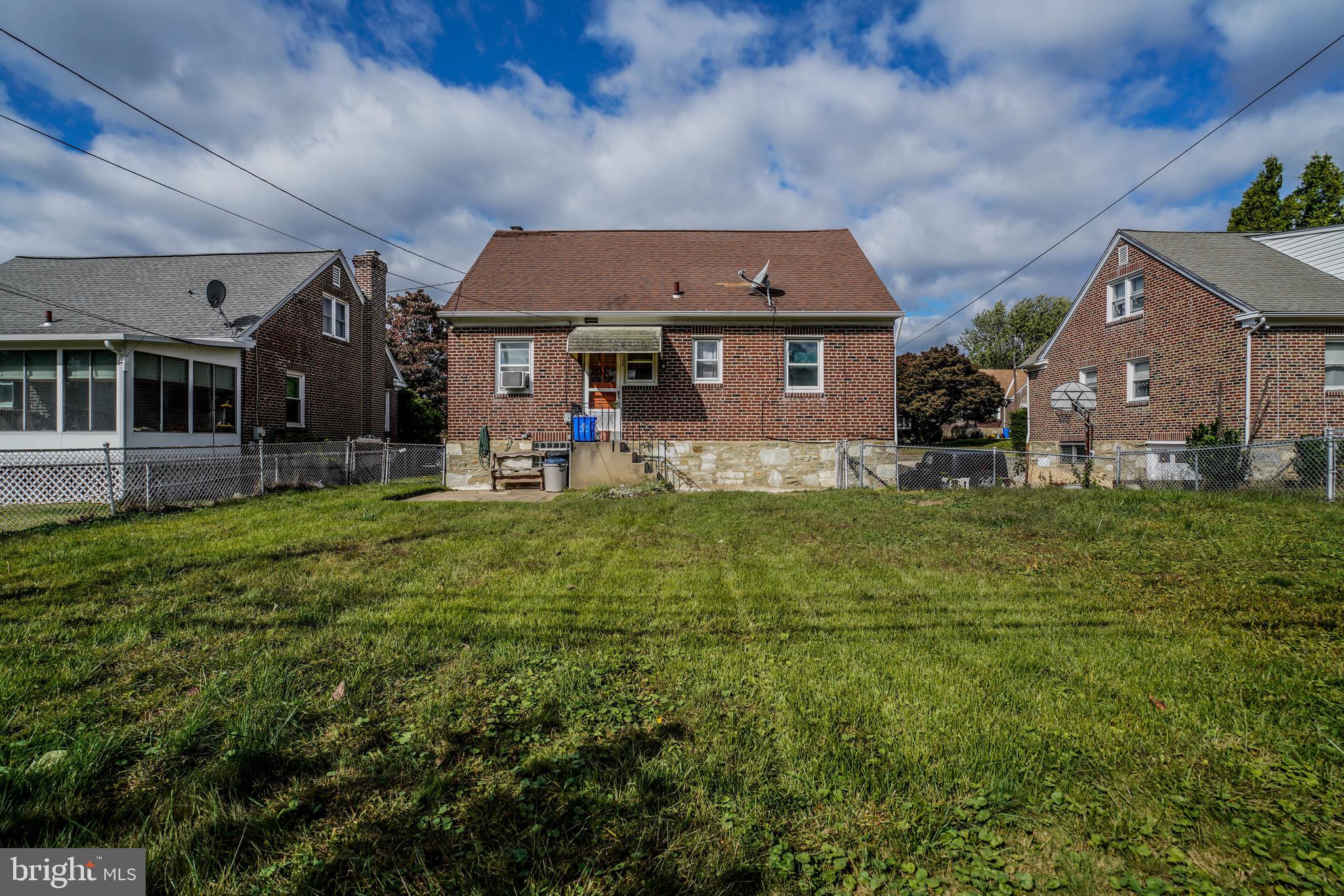 FOX CHASE - Residential