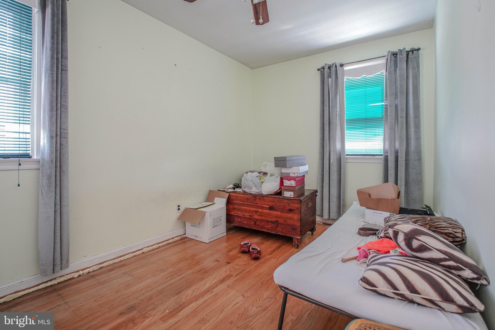 FOX CHASE - Residential