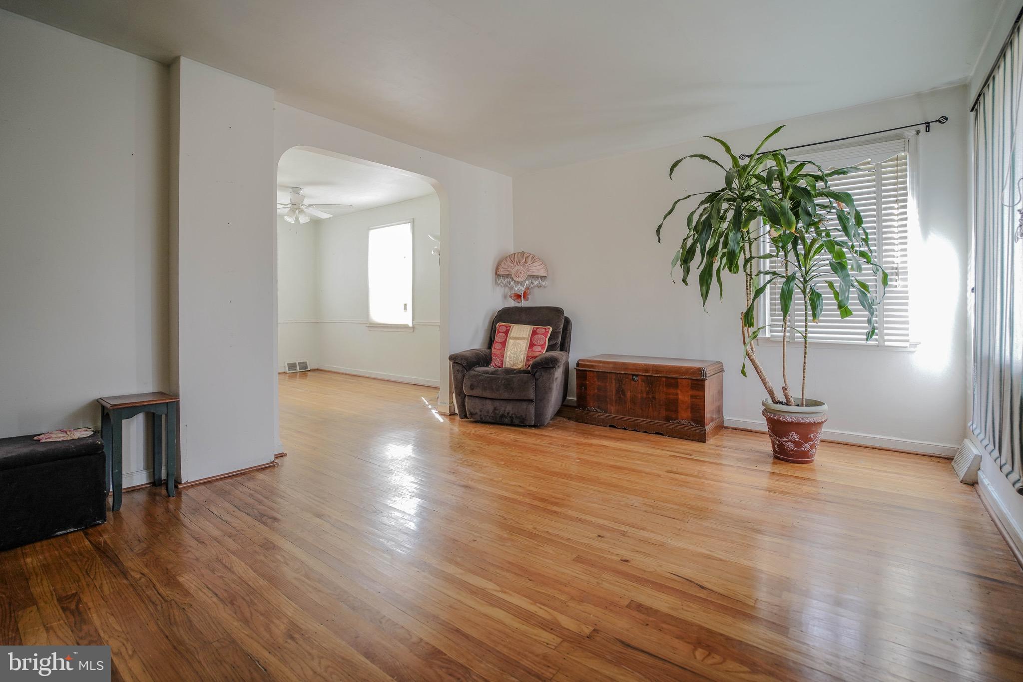 FOX CHASE - Residential