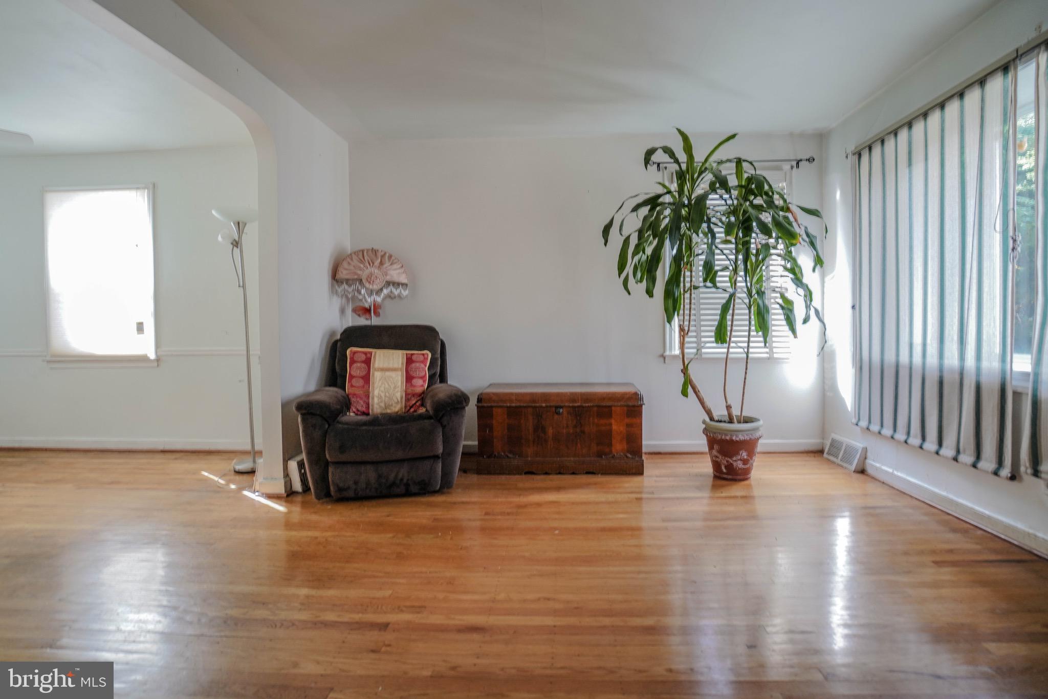 FOX CHASE - Residential