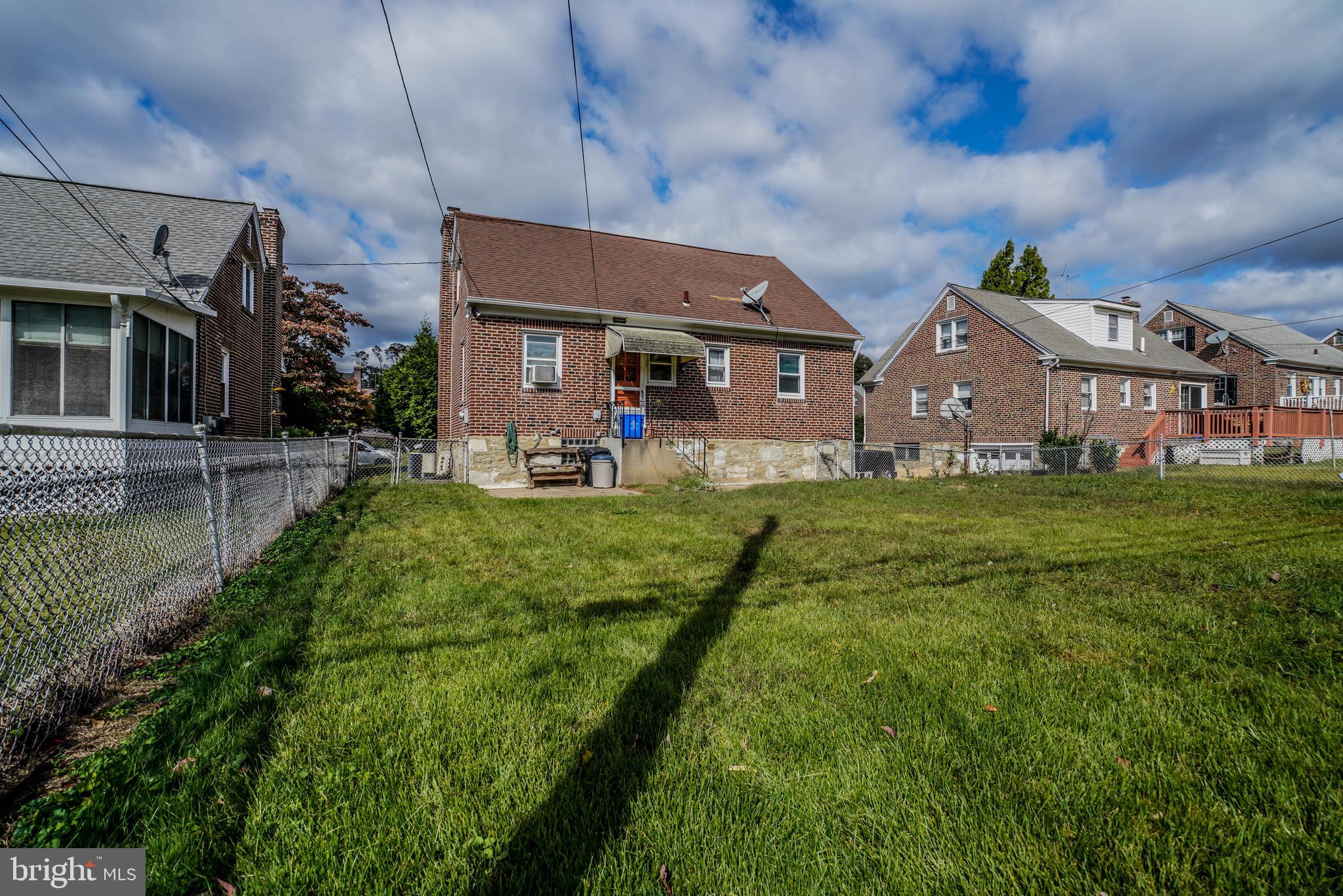 FOX CHASE - Residential