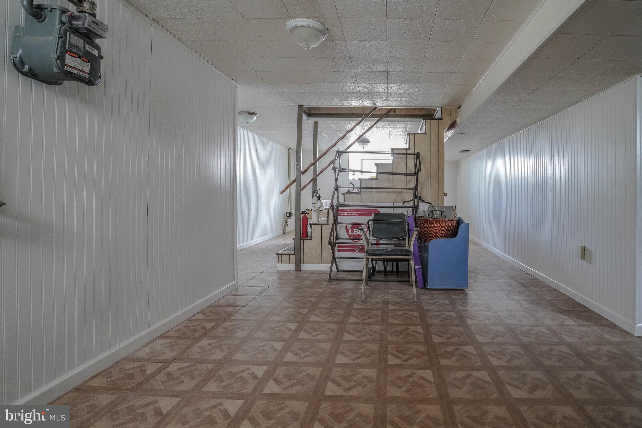 FOX CHASE - Residential