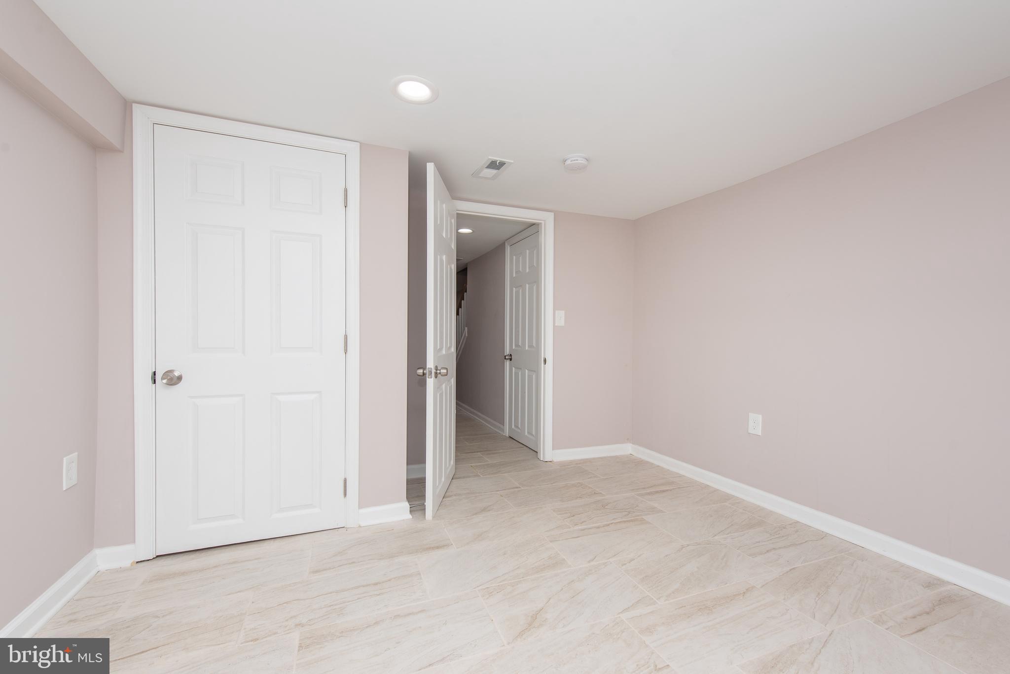 MILTON-MONTFORD - Residential