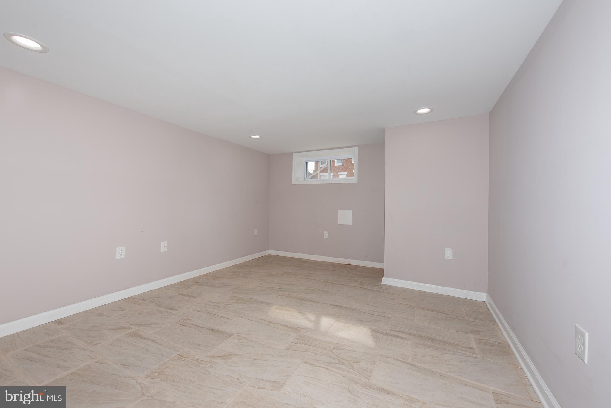 MILTON-MONTFORD - Residential