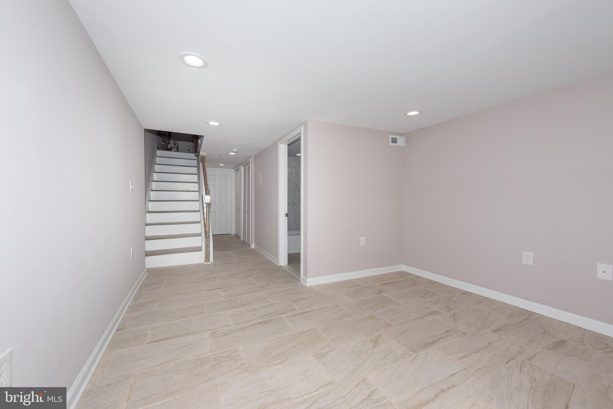 MILTON-MONTFORD - Residential