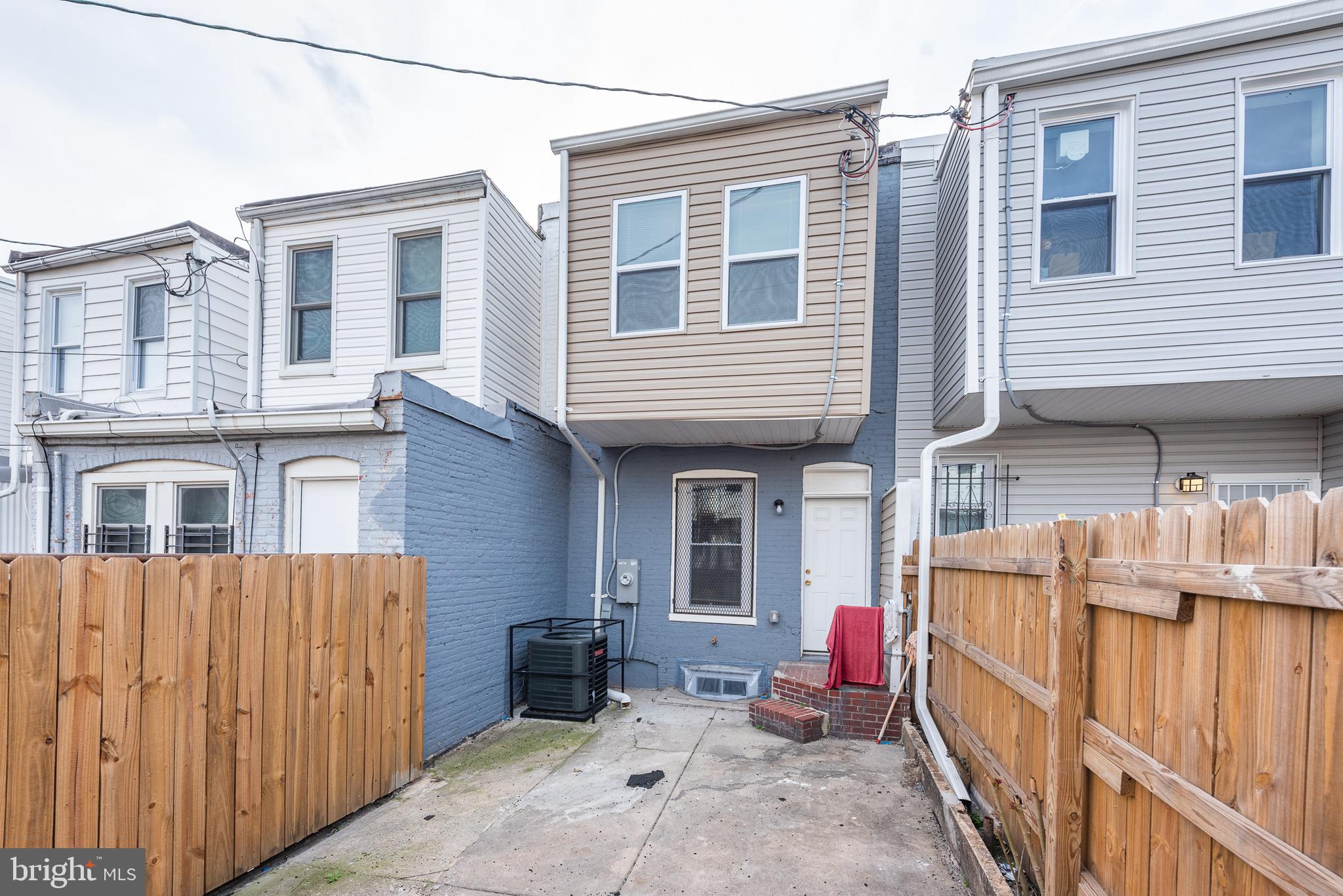 MILTON-MONTFORD - Residential