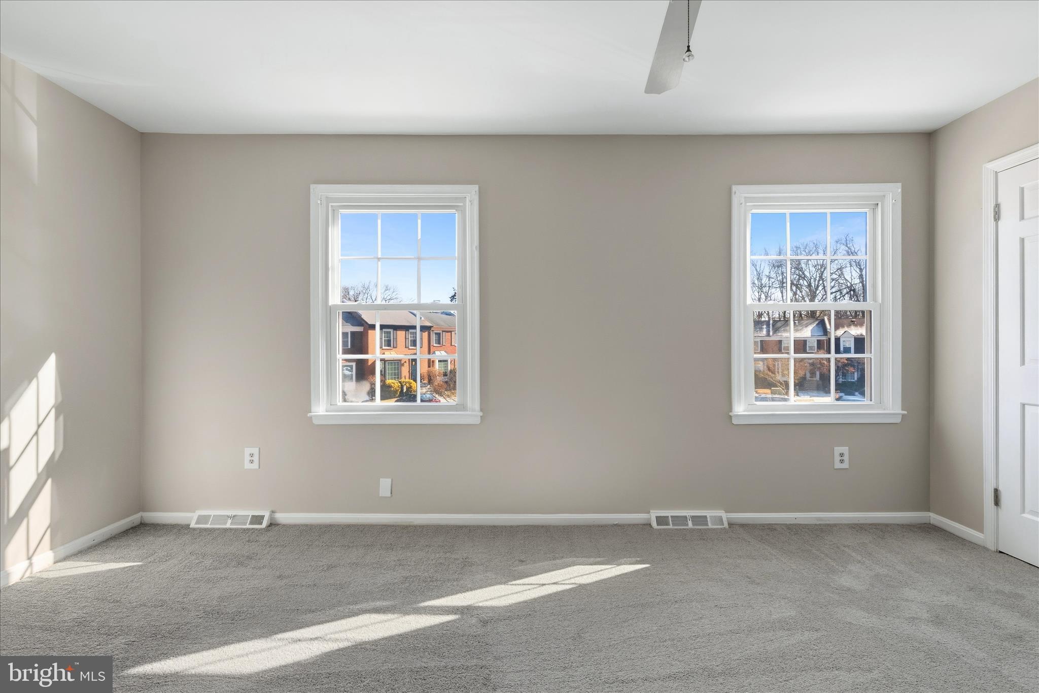 BAY HILLS TANGLEWOOD - Residential