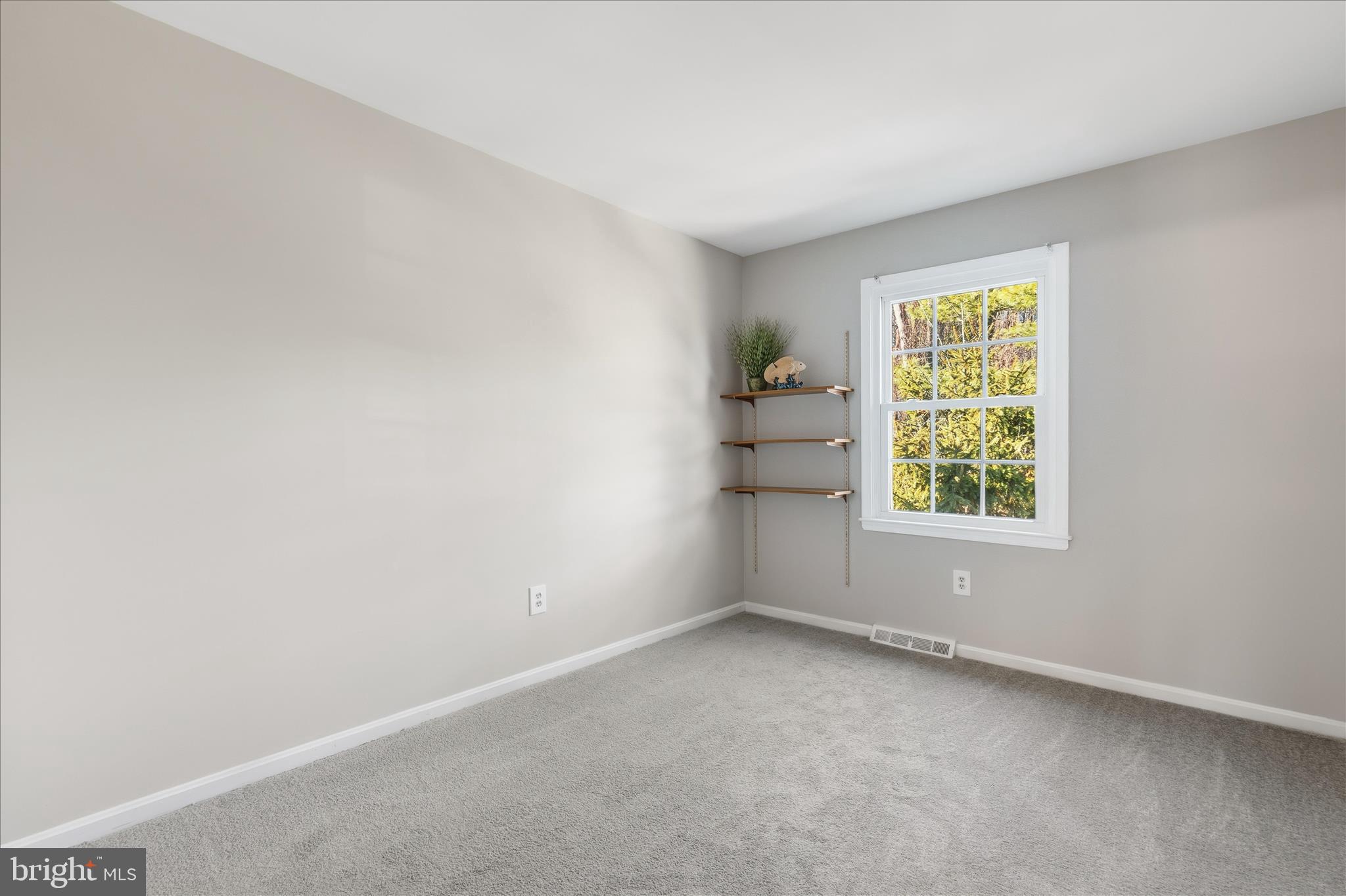 BAY HILLS TANGLEWOOD - Residential