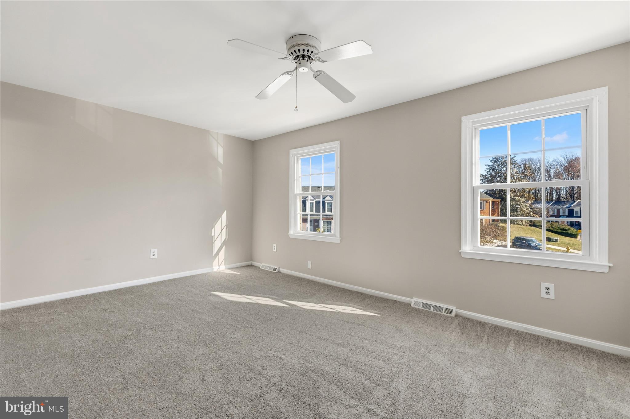 BAY HILLS TANGLEWOOD - Residential